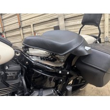 V-Twin Police Solo Seat Kit - 47-1000